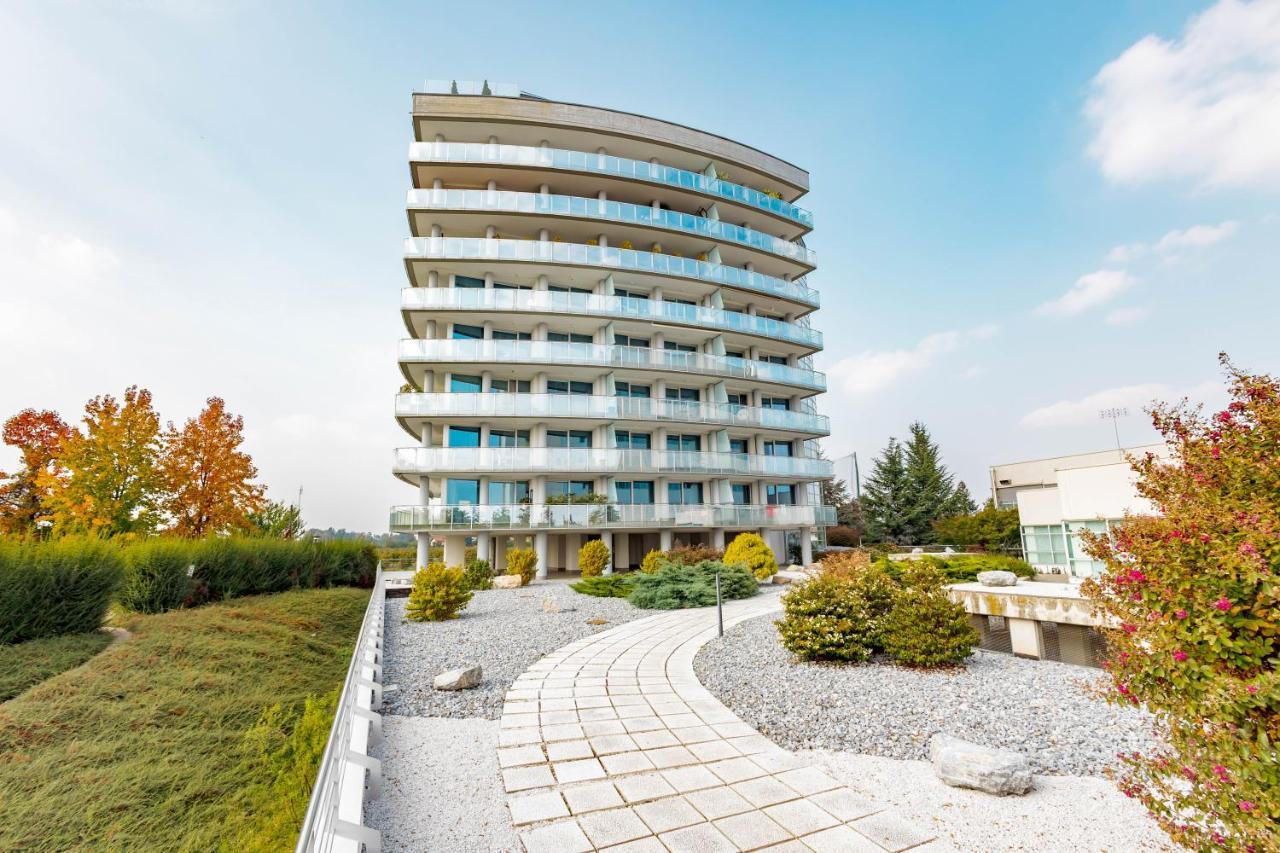 Glass House Cuneo Dış mekan fotoğraf