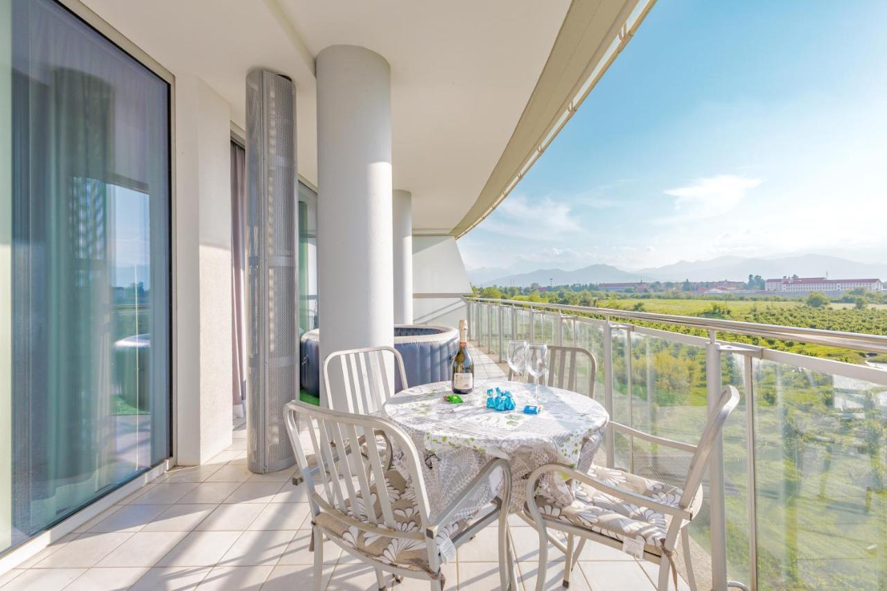 Glass House Cuneo Dış mekan fotoğraf